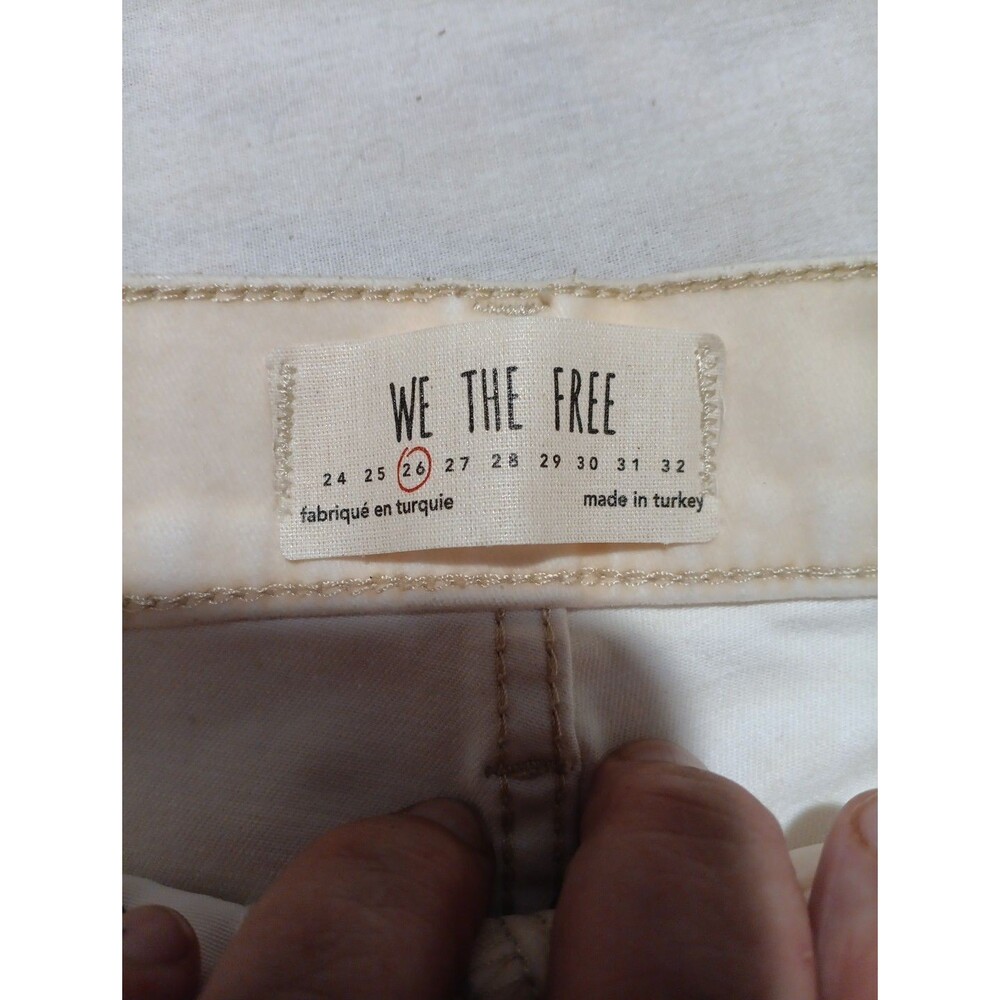We The Free Free People Women’s Slim Leg Raw Hem Denim Jeans Size 26 Off White - Picture 3 of 7